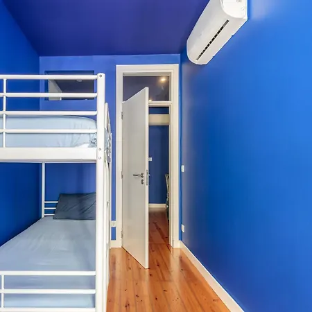 New! Grand & - Blue Bica Pessoa * Lisboa